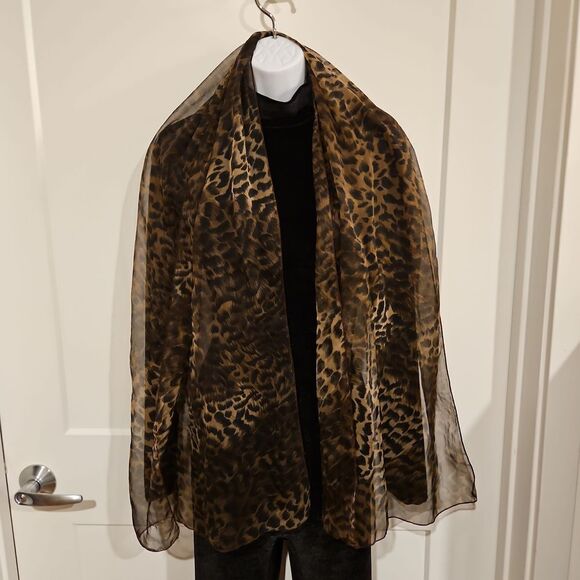 Animal Print Scarf - Picture 5 of 5